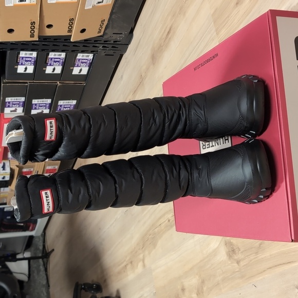 Hunter Women's Intrepid tall snow boots - Picture 2 of 8